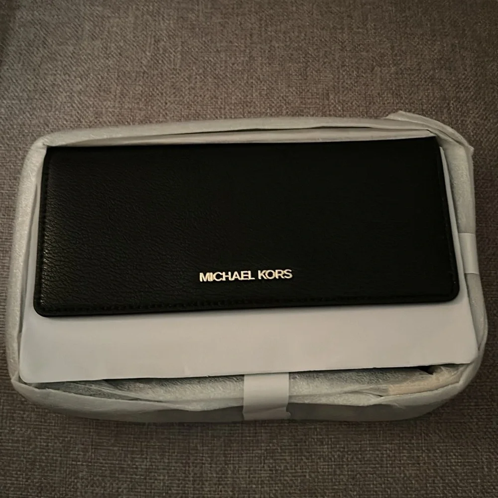 NWT Michael Kors Jet Set Large Leather Crossbody Bag - Picture 8 of 15